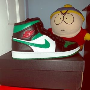 Jordan 1 mid Se Pine